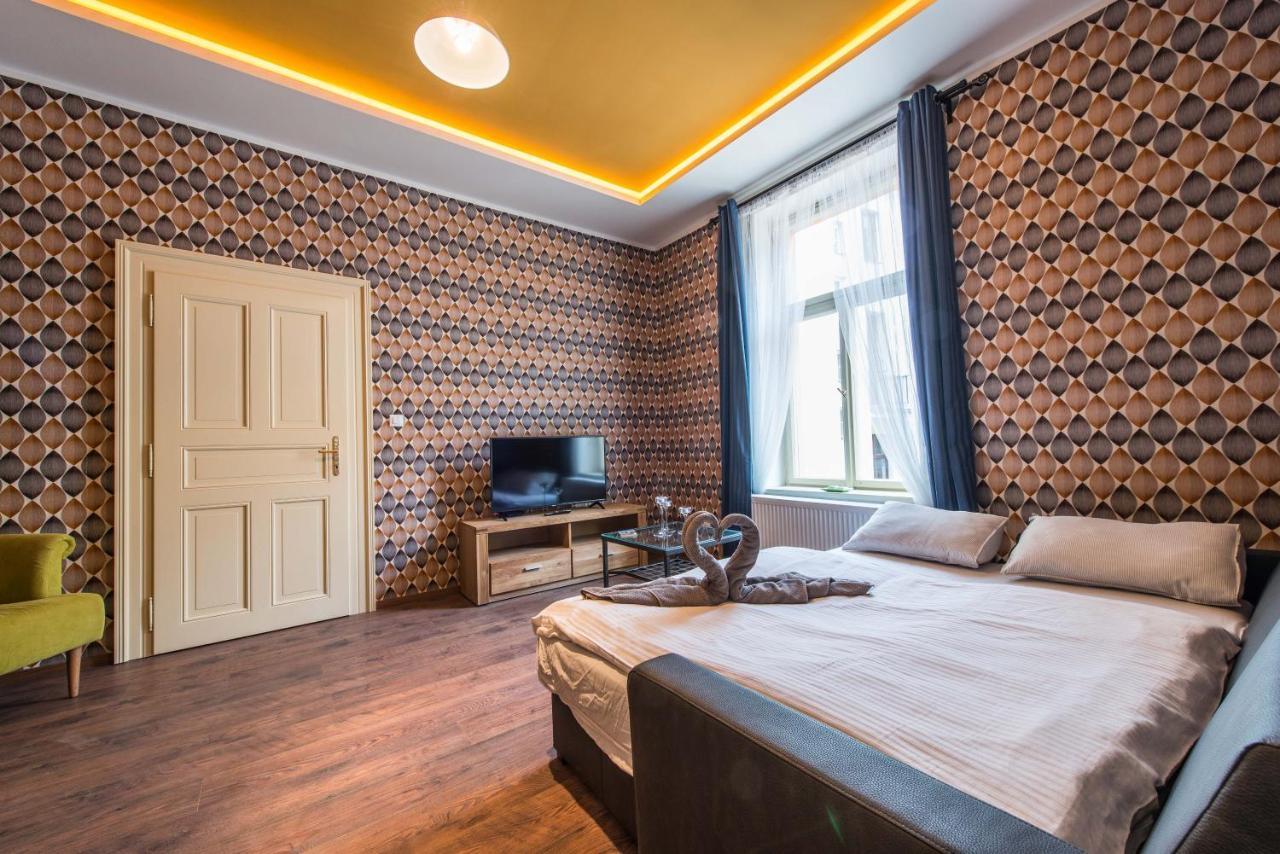 Prague Locals Monastery Apartments Екстер'єр фото